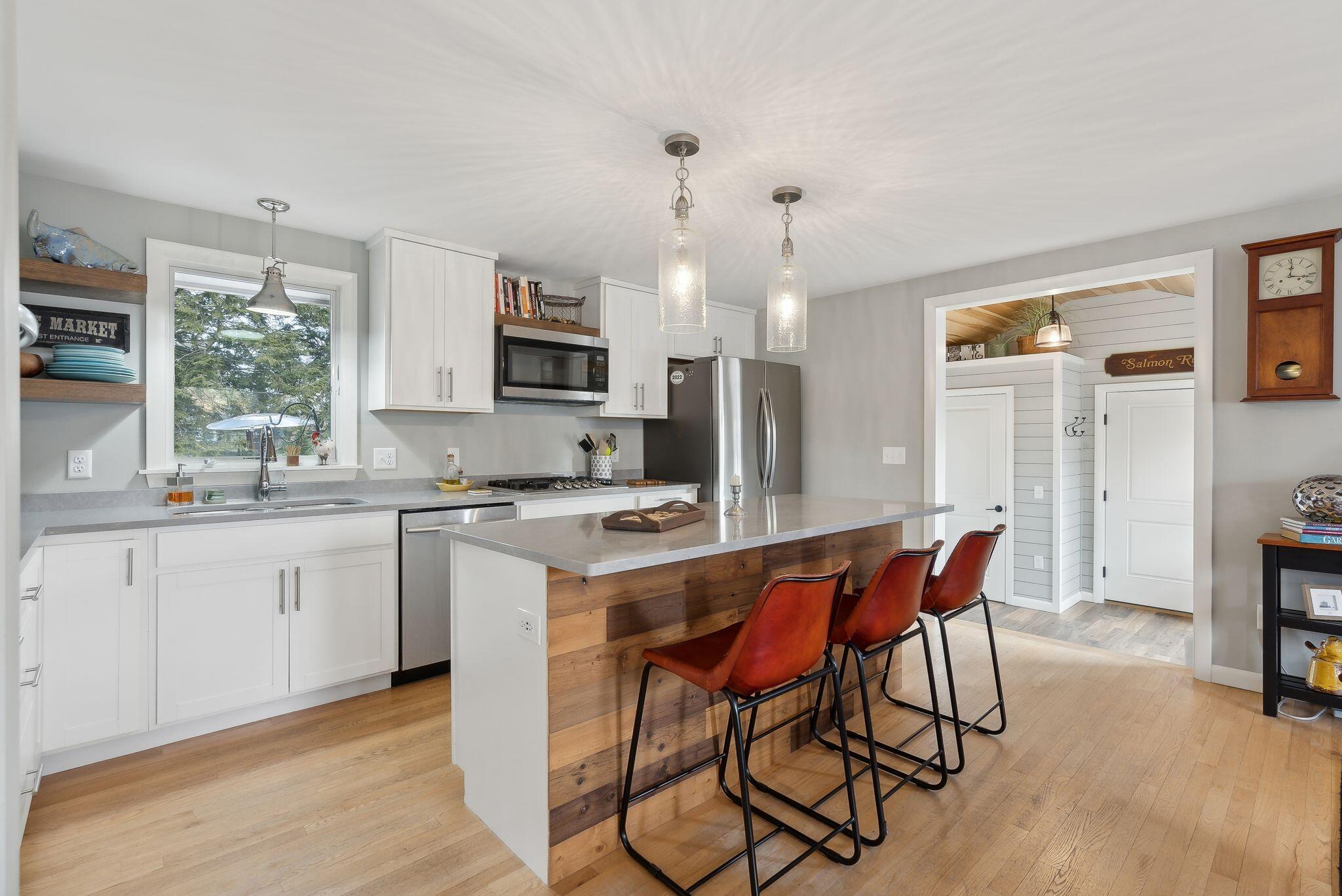 18 Hillcrest Drive Cumberland ME 04021