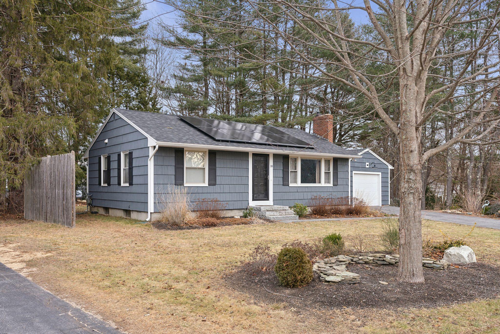 18 Hillcrest Drive Cumberland ME 04021