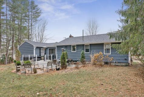 18 Hillcrest Drive Cumberland ME 04021