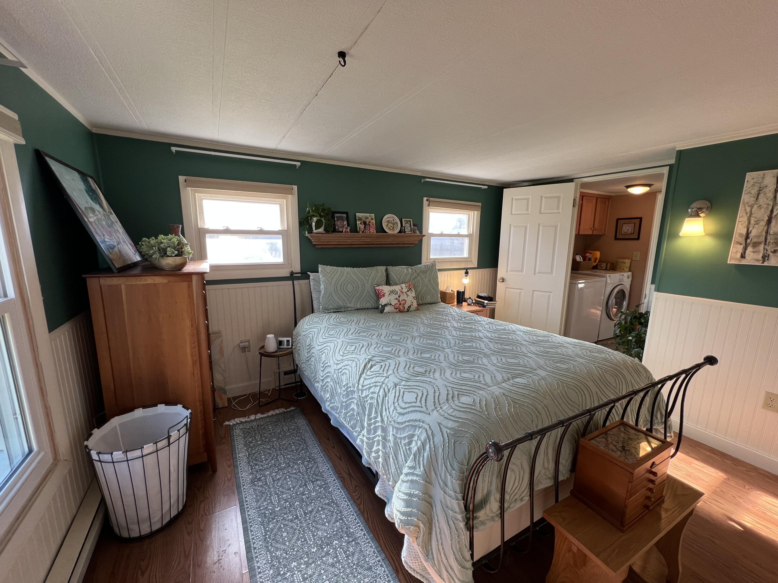 15 Marks Lane Rockland ME 04841