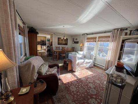 15 Marks Lane Rockland ME 04841