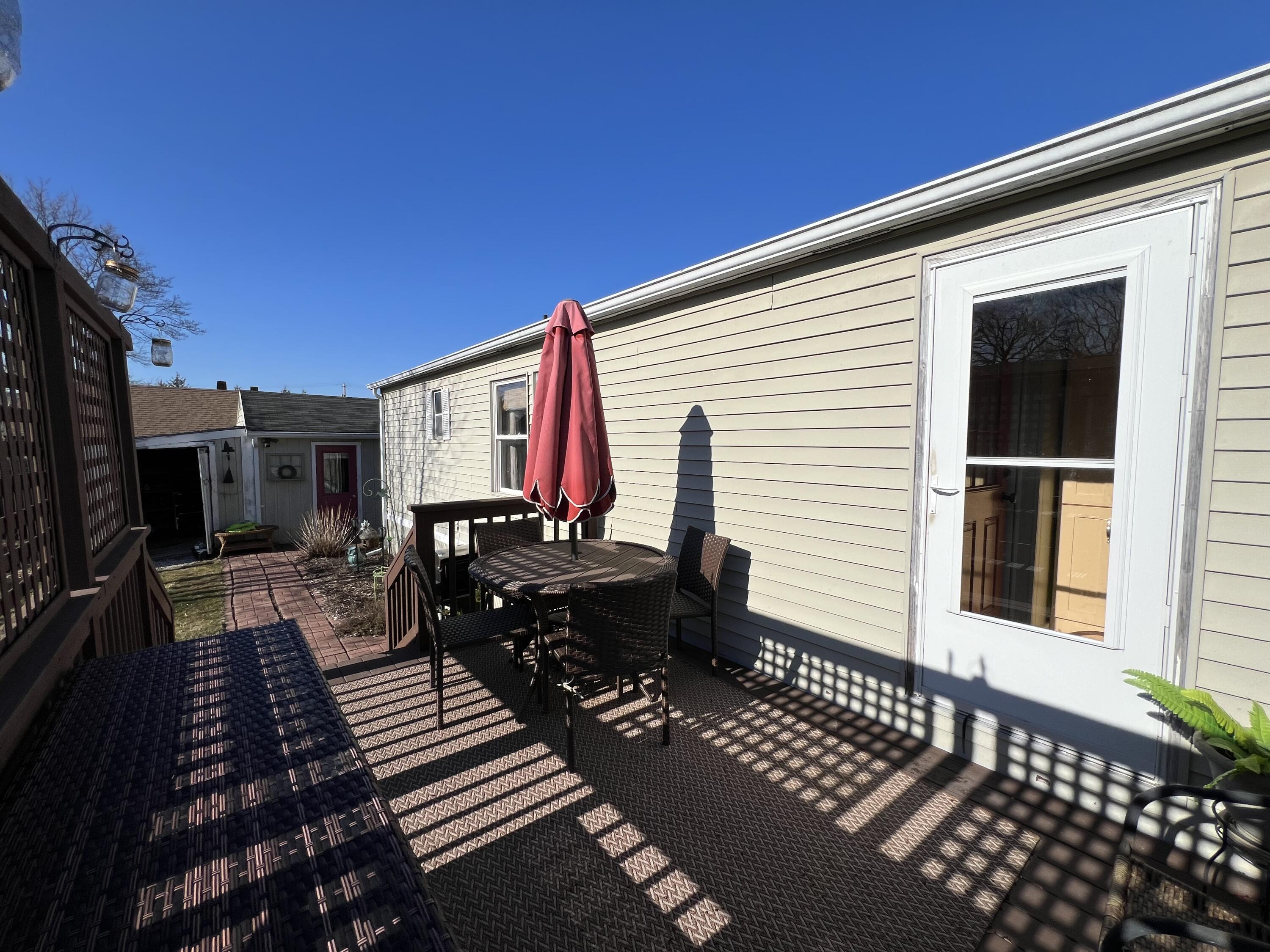 15 Marks Lane Rockland ME 04841