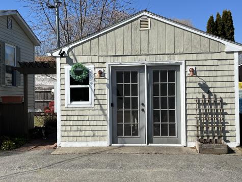 15 Marks Lane Rockland ME 04841