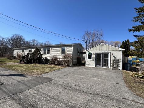 15 Marks Lane Rockland ME 04841