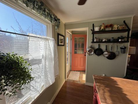 15 Marks Lane Rockland ME 04841