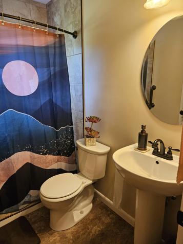 9 Meadow Lane Lewiston ME 04240