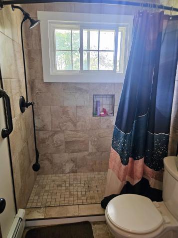 9 Meadow Lane Lewiston ME 04240