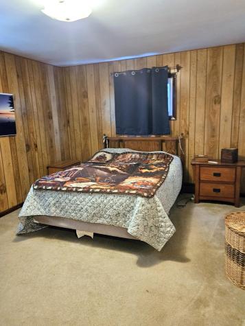 9 Meadow Lane Lewiston ME 04240