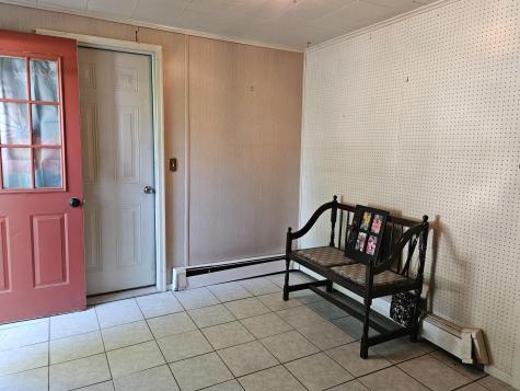 9 Meadow Lane Lewiston ME 04240