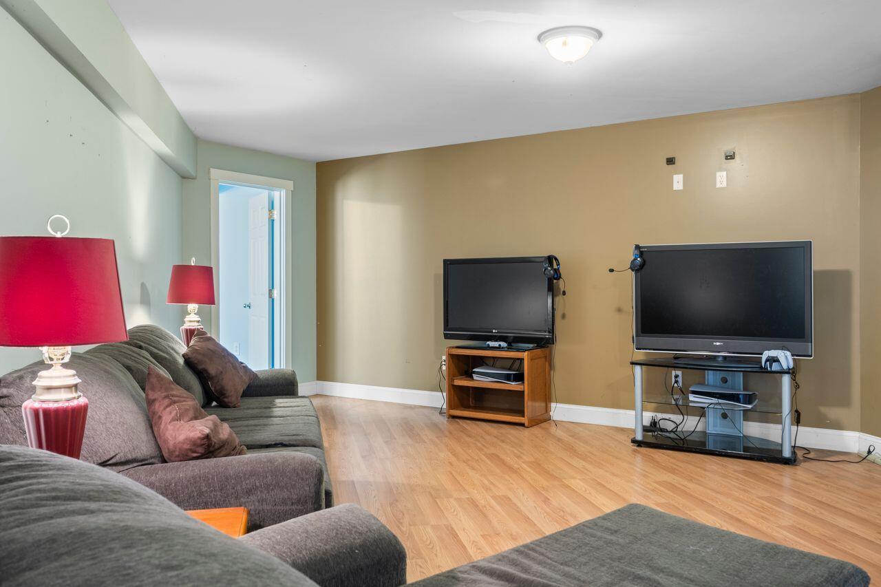 15 Dragonfly Lane Kennebunk ME 04043