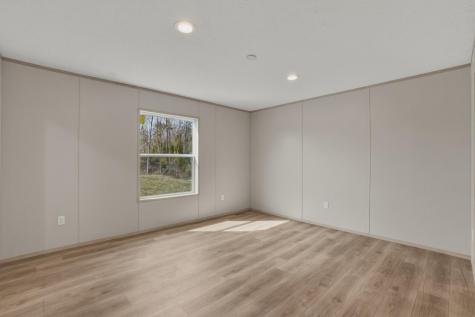 68 Marus Lane Somerville ME 04348