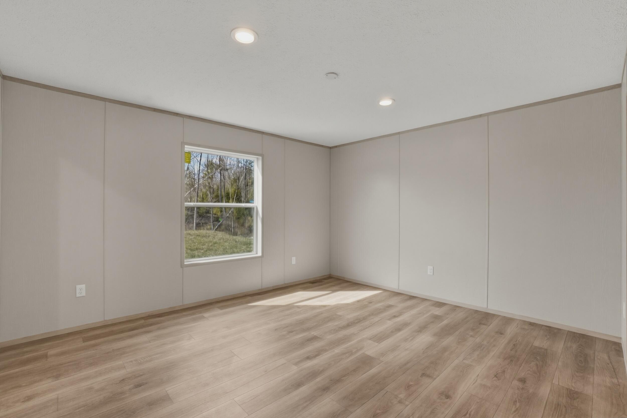 68 Marus Lane Somerville ME 04348