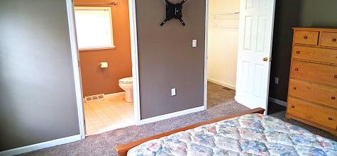 18 Sesame Street Skowhegan ME 04976