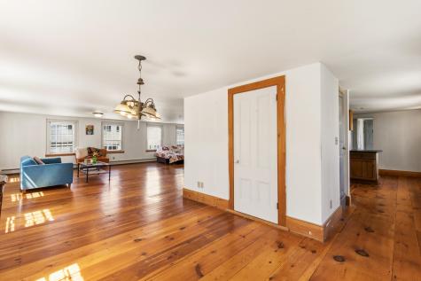 15 Ossipee Trail E Standish ME 04084