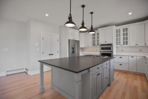 10 Emerson Terrace Falmouth ME 04105