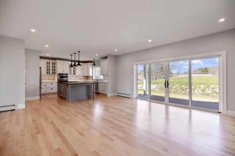 10 Emerson Terrace Falmouth ME 04105