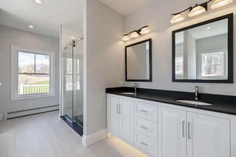 10 Emerson Terrace Falmouth ME 04105