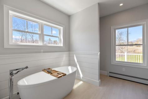 10 Emerson Terrace Falmouth ME 04105