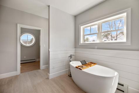 10 Emerson Terrace Falmouth ME 04105