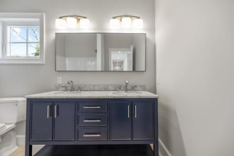 10 Emerson Terrace Falmouth ME 04105