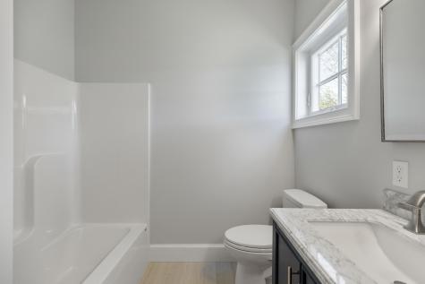 10 Emerson Terrace Falmouth ME 04105