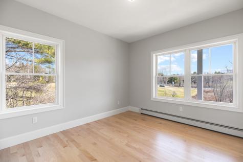 10 Emerson Terrace Falmouth ME 04105