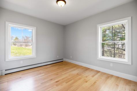 10 Emerson Terrace Falmouth ME 04105
