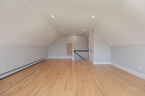 10 Emerson Terrace Falmouth ME 04105