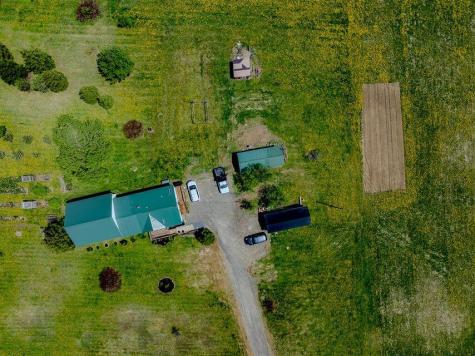 12 Parenteau Road Blaine ME 04734