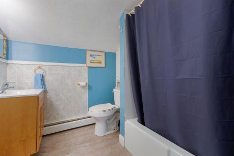 3 Alexander Reed Road Richmond ME 04357