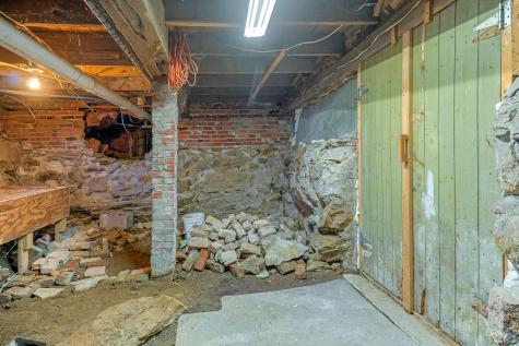 3 Alexander Reed Road Richmond ME 04357