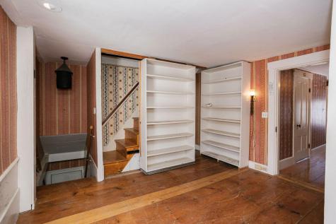 449 Holley Road Farmington ME 04938