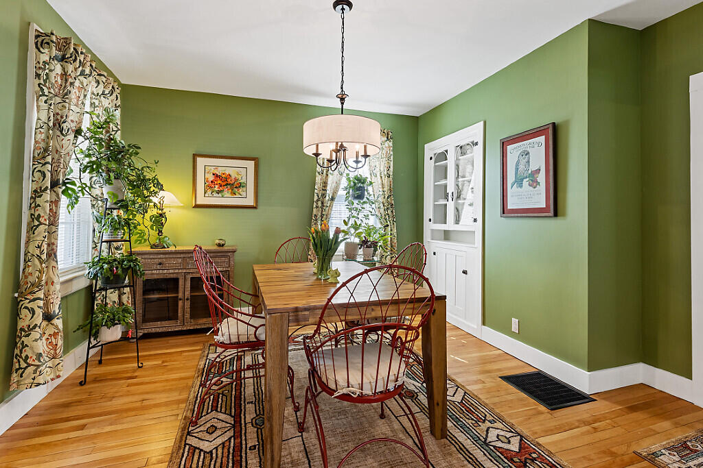 12 Middle Street Hallowell ME 04347