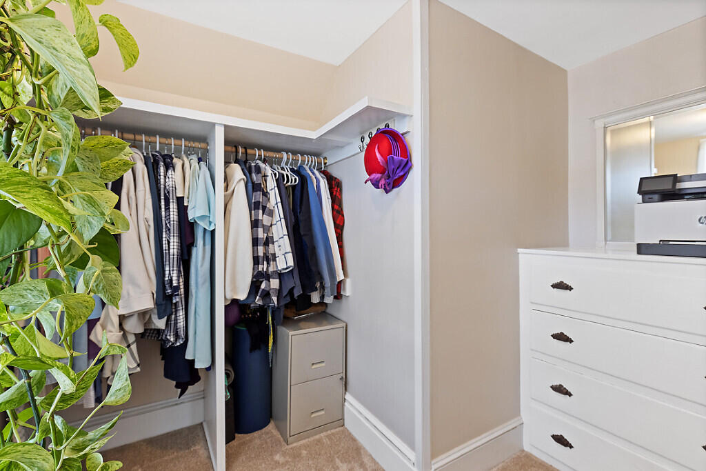 12 Middle Street Hallowell ME 04347