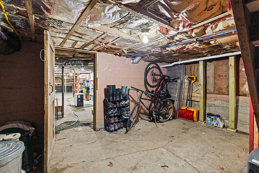 12 Middle Street Hallowell ME 04347