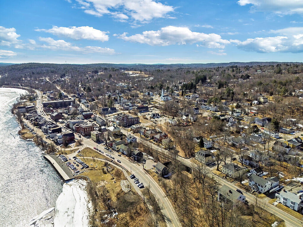 12 Middle Street Hallowell ME 04347