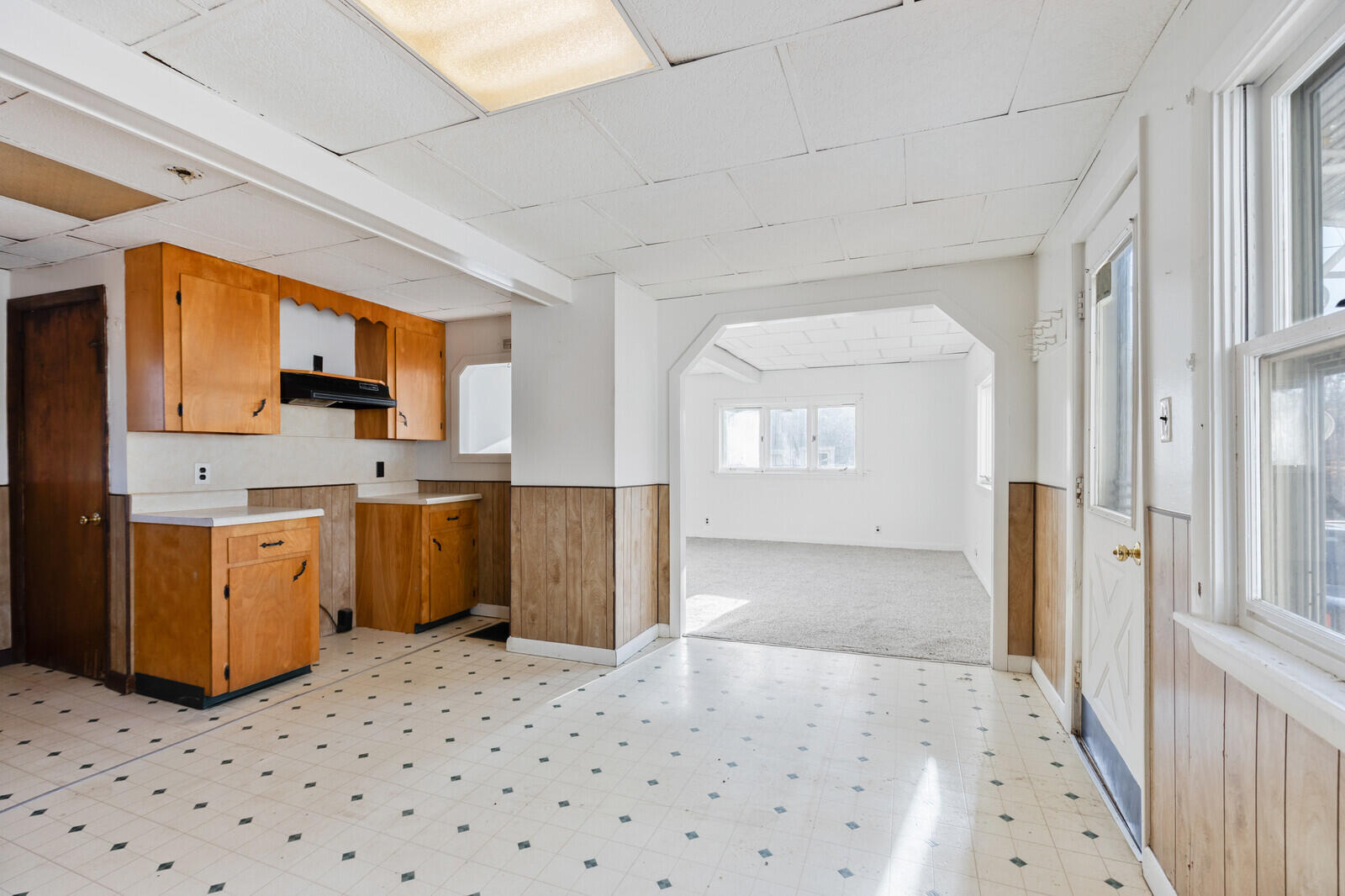 21 Water Street Clinton ME 04927