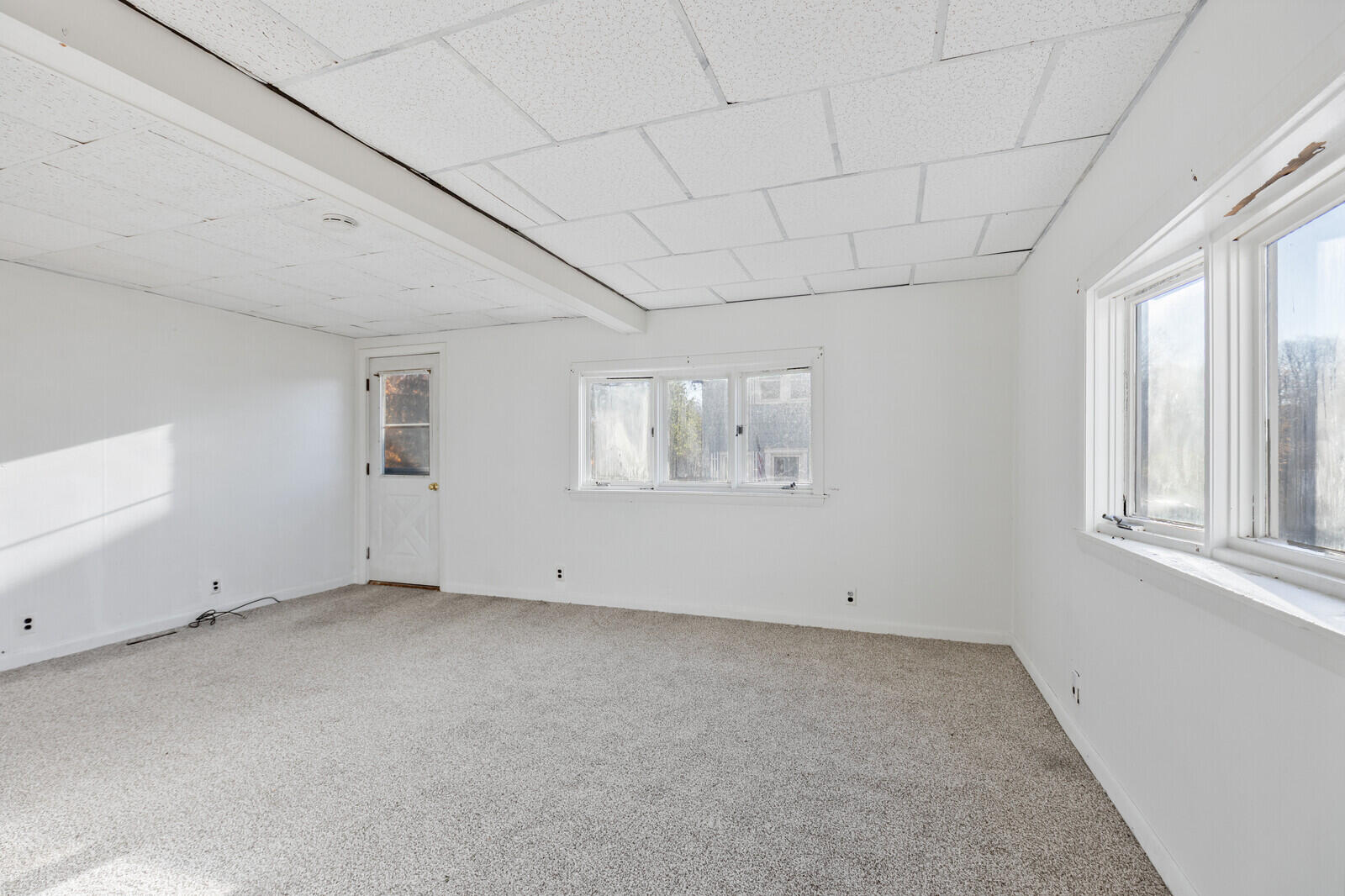 21 Water Street Clinton ME 04927