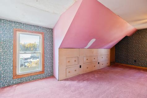 21 Water Street Clinton ME 04927