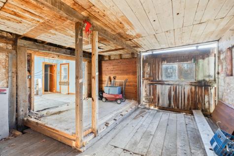 21 Water Street Clinton ME 04927