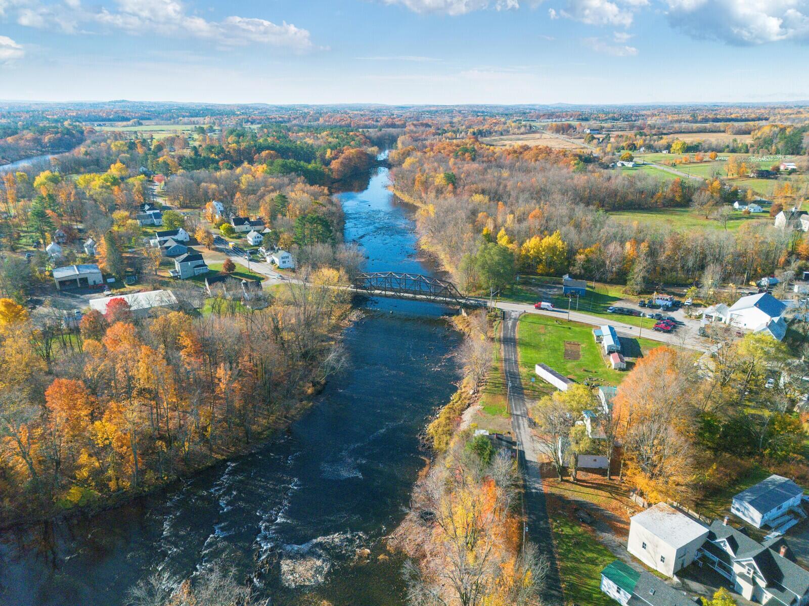 21 Water Street Clinton ME 04927