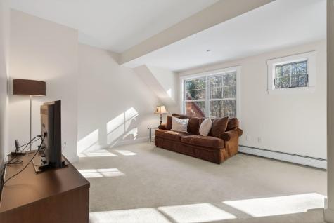 12 Evergreen Lane Newry ME 04261