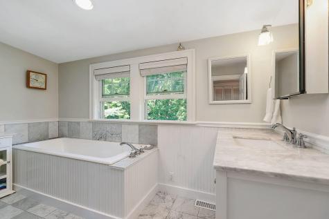 174 Falmouth Road Falmouth ME 04105