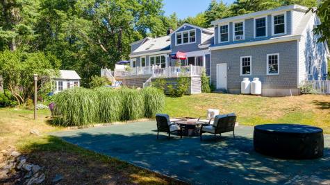 174 Falmouth Road Falmouth ME 04105