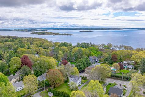 288 Foreside Road Falmouth ME 04105