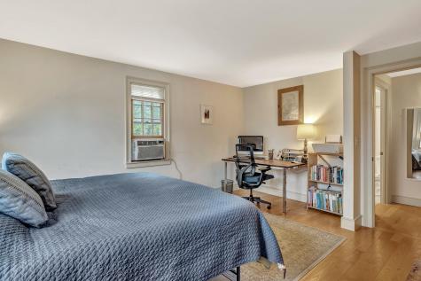 246 E Elm Street Yarmouth ME 04096