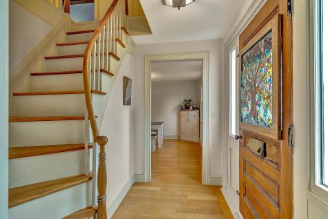 246 E Elm Street Yarmouth ME 04096