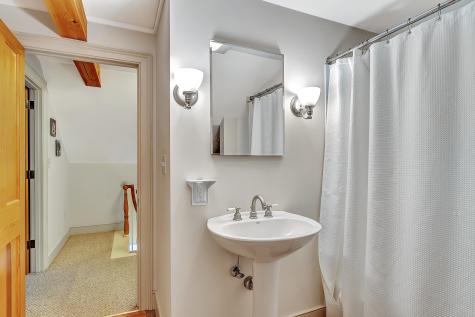 246 E Elm Street Yarmouth ME 04096