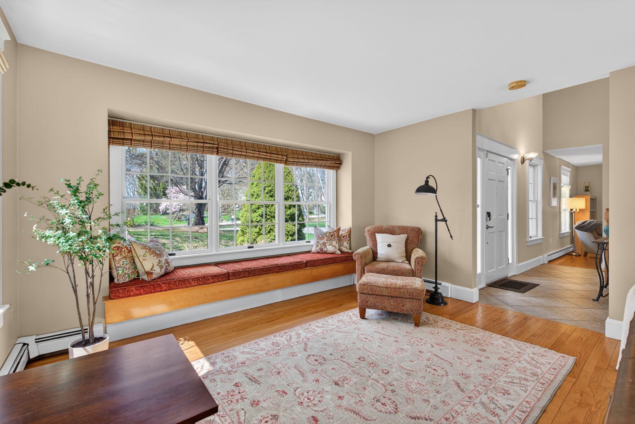 82 Hunts Point Road Cape Elizabeth ME 04107