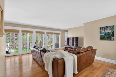 82 Hunts Point Road Cape Elizabeth ME 04107